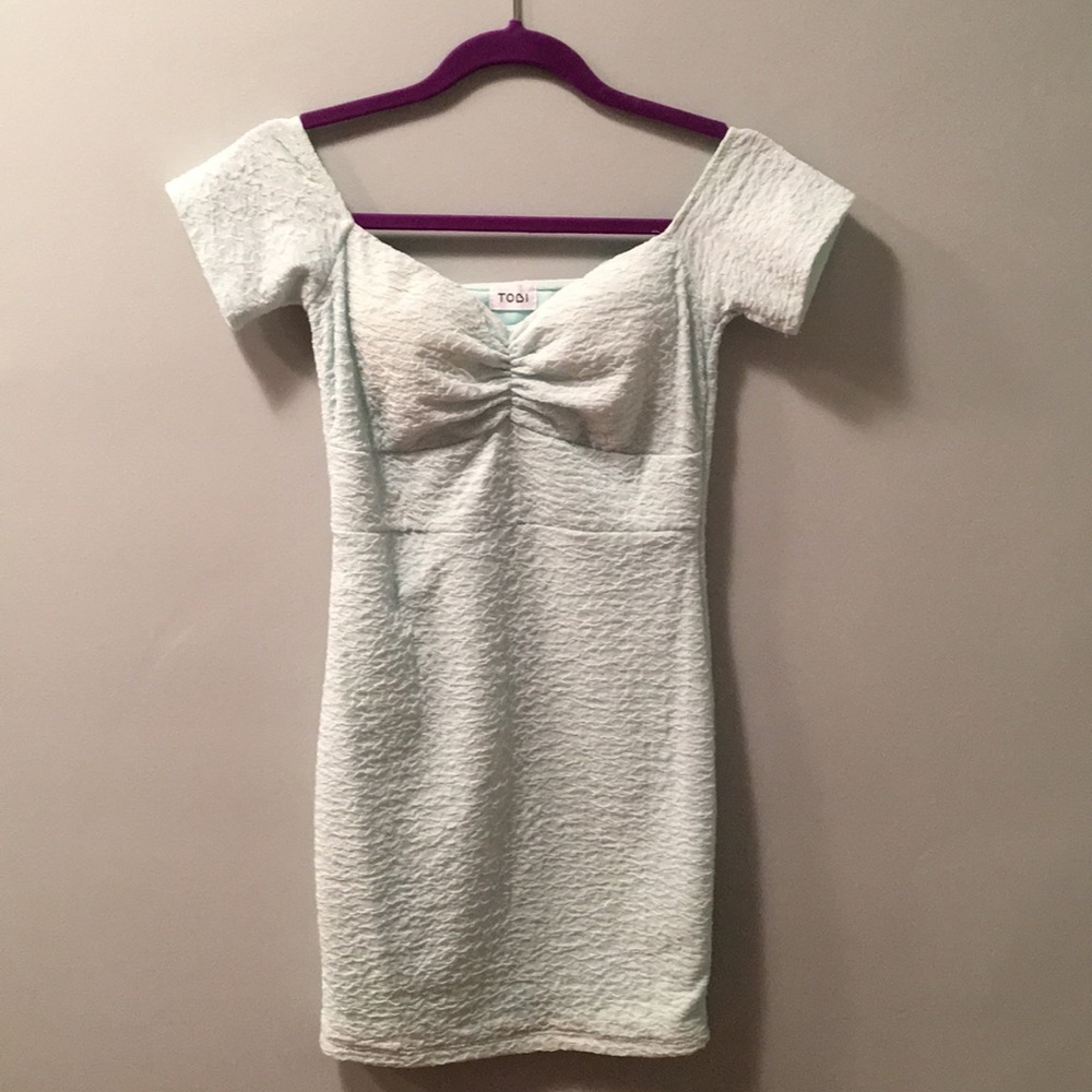 Aquamarine short sleeve dress from Tobi.